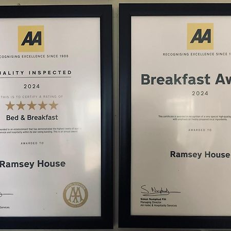 Ramsey House - Luxury Licensed B&B - Parking And Guest Lounge St David's Zewnętrze zdjęcie